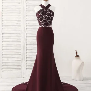 Elegant Burgundy Lace Mermaid Prom Dress: Perfect Bridesmaid Gown for Special Occasions