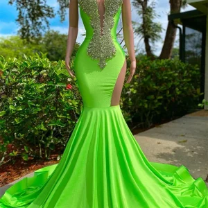 Elegant Lime Green Mermaid Prom Gown with Dazzling Appliques and Seductive Cut-Out
