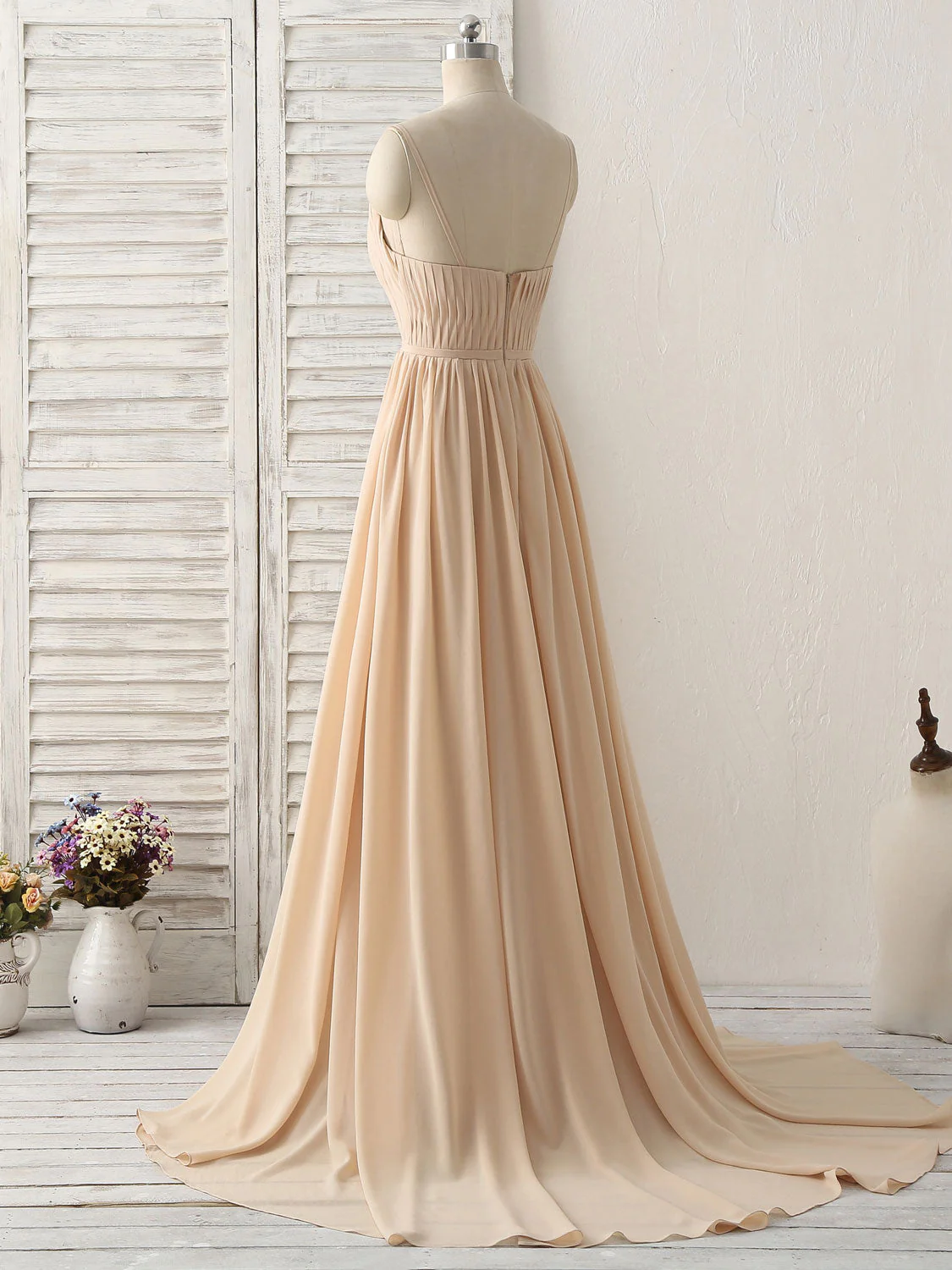 Simple Champagne V-Neck Chiffon Bridesmaid Dress: Elegant Long Prom Gown - Afbeelding 6
