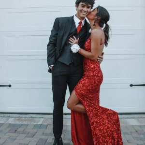 Rode pailletten lange avondjurk, mouwloos, met rits