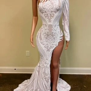 Elegant White Sequin One-Shoulder Mermaid Prom Gown with Long Sleeve & Slit