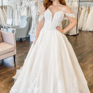 Sweetheart Off-the-Shoulder Wedding Dress with Train Backless A-Line Appliques Lace