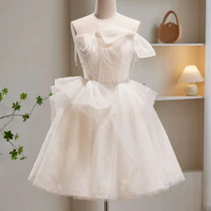 Zoete strapless witte korte homecoming-jurk