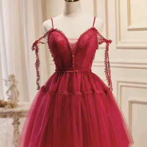Zoete rode kanten top gezwollen korte homecoming-jurk