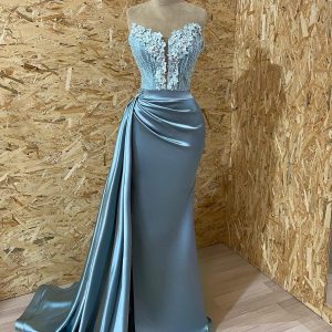 Sleeveless Appliques Mermaid Evening Dress with Split for Formal Events