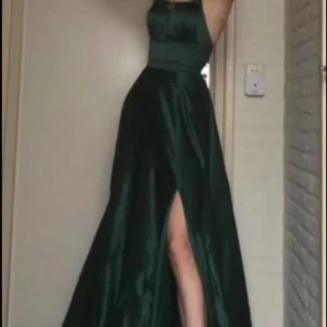 Dark Green A-Line Long Evening Prom Dress