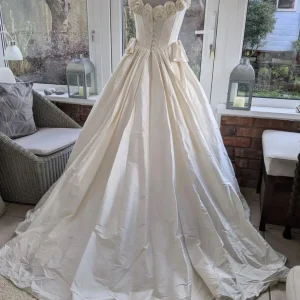 Baljurk Vintage stijl Rose bloemen zijden trouwjurk