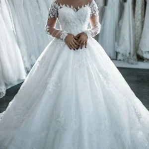 Witte off-the-shoulder baljurk Celebrity trouwjurk met lange mouwen