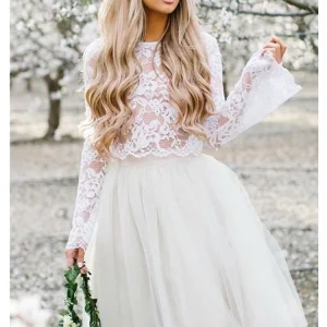 Casual korte tweedelige trouwjurk met kanten top en tule rok