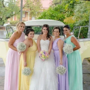 Landelijke stijl een schouder bruidsmeisjekleding Lange pastelkleurige bruidsmeisjekleding FS074