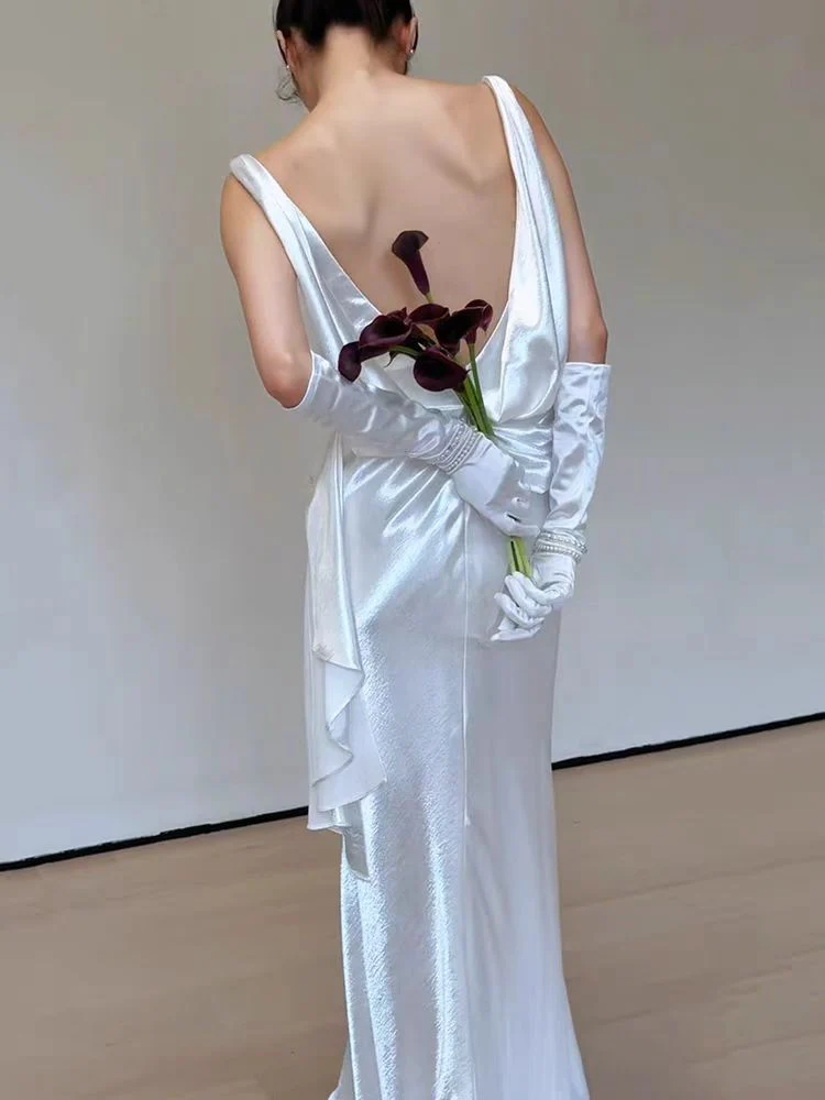 Cowl Neck Column Silk Backless Wedding Dress - Afbeelding 5