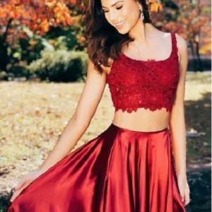 Leuke lange zijsplit tweedelige gelegenheid afstuderen rode galajurk Sweet 16 jurk