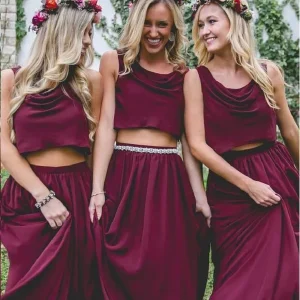 Zwierige Boho Bordeaux tweedelige chiffon bruidsmeisjesjurken