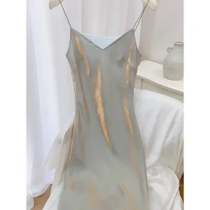 Volledig gevoerde natuurlijke maxi-slipjurk