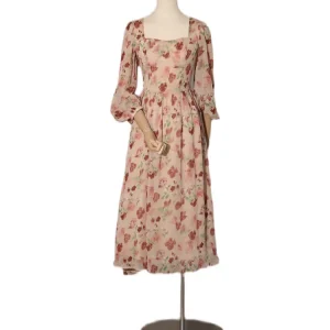 Zomerjurk van chiffon met lange mouwen in retrostijl