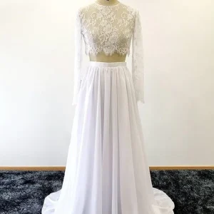 Doorzichtige crop top met lange mouwen, bruidsjurk met chiffon rok