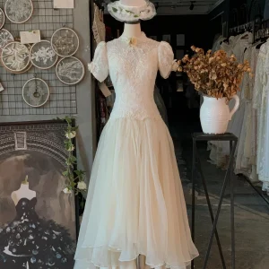 Low Waist High Neck Lace Top Vintage Wedding Dress