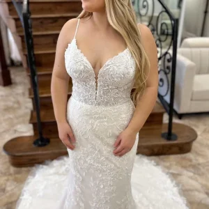 Zeemeermin kanten spaghettibandjes trouwjurk voor curvy bruiden