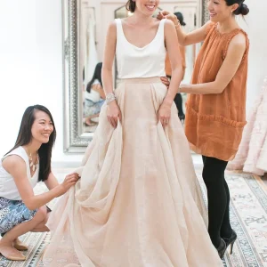 Moderne trendy losse casual crop top tweedelige lange trouwjurk bruids scheidt