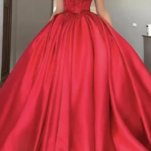 Gelegenheid rode baljurk off schouders trouwjurk | Quinceanera-jurken