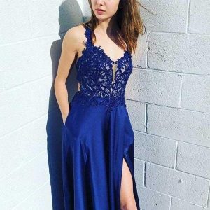 Doorzichtige koningsblauwe kant-split kanten backless galajurk Blauwe semi-formele jurk