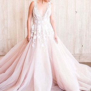 A-lijn V-hals tule trouwjurk met kanten applicaties open rug